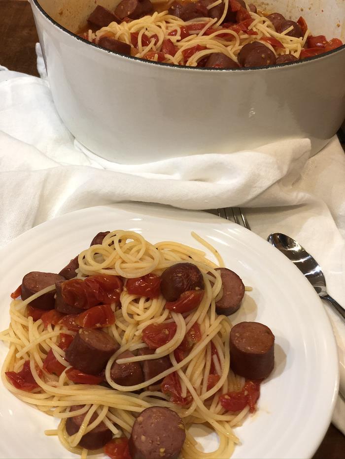 Pasta with Sausage and Cherry Tomatoes Recipe