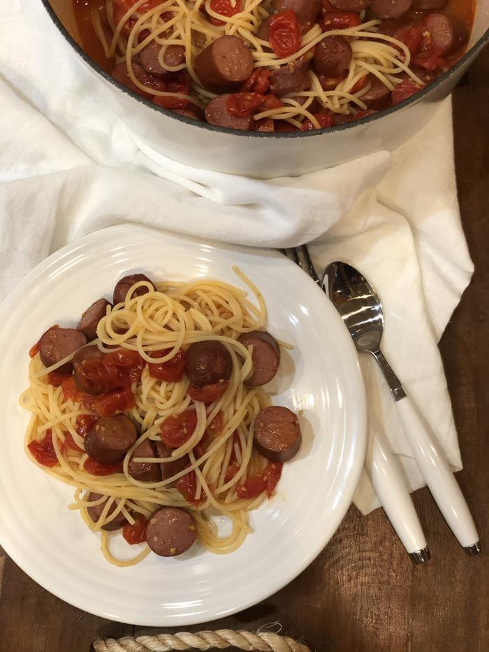 Pasta with Sausage and Cherry Tomatoes