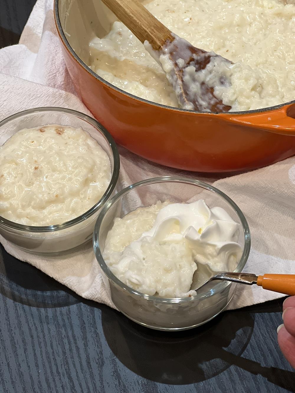 Stove Top Rice Pudding Old Fashioned in glass bowls