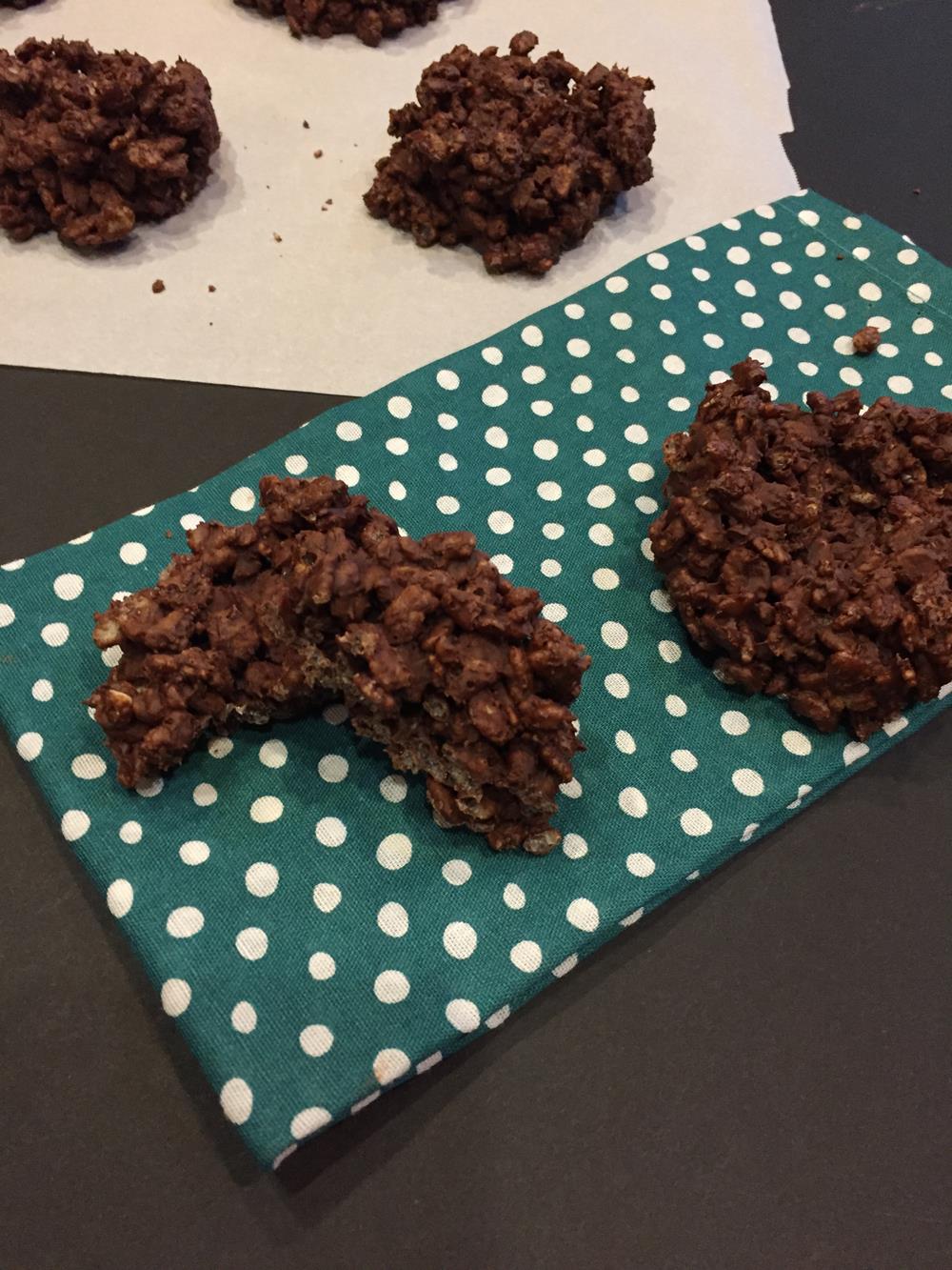 Rice Crispy chocolate cookies on napkin