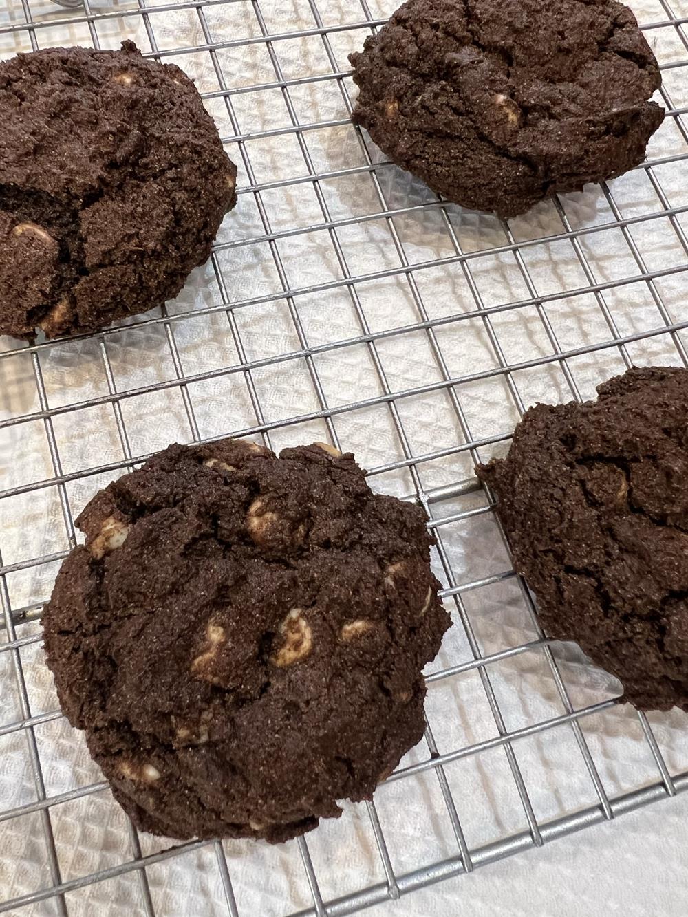 Gluten free chocolate cookies on cooling rack