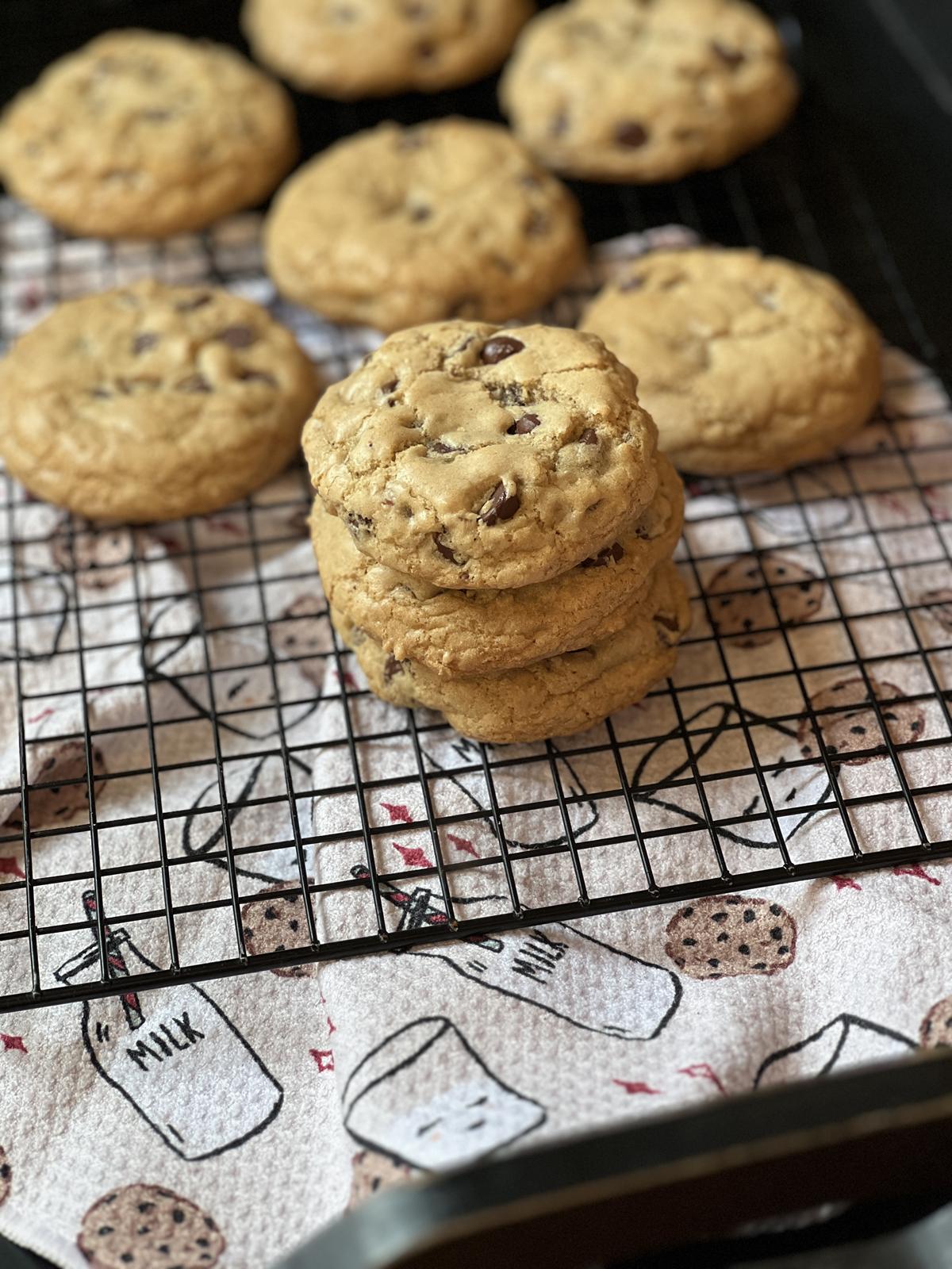 gluten free chocolate chip cookies on cooling rack with napkin