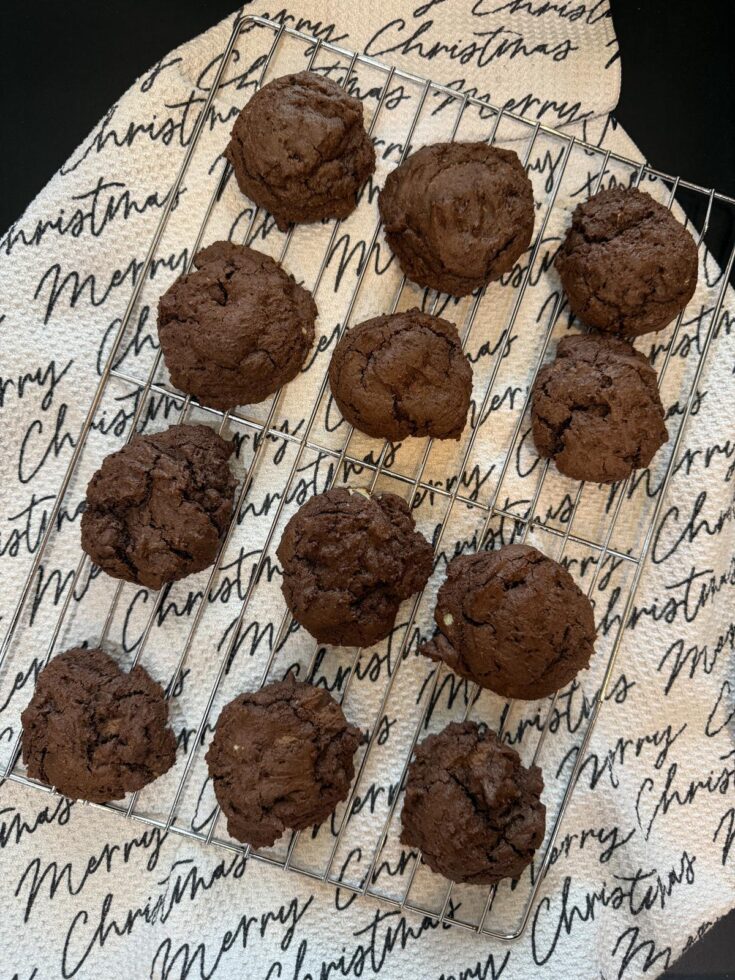 gluten free andes mint cookies on cooling rack with Merry Christmas towel in the background